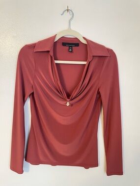 White House black market long sleeve w collar and cowl neck gold pendant xxs